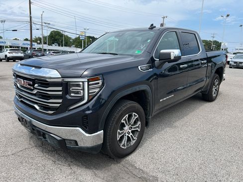 Used 2026 GMC Sierra 1500 SLT AWD/4WD image 1