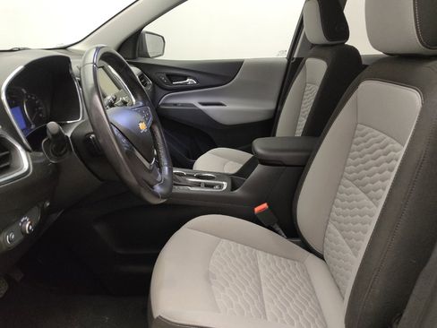 Used 2019 Chevrolet Equinox LT FWD image 17