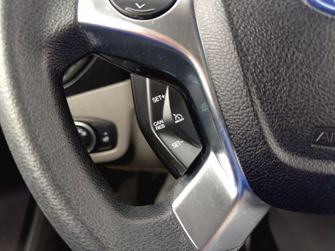 Used 2021 Ford Transit Connect XL image 5