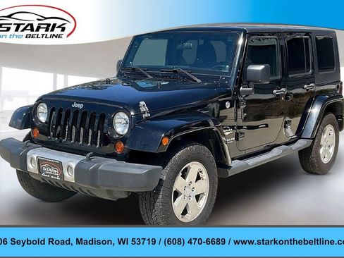 Used 2011 Jeep Wrangler Unlimited Sahara AWD/4WD image 3