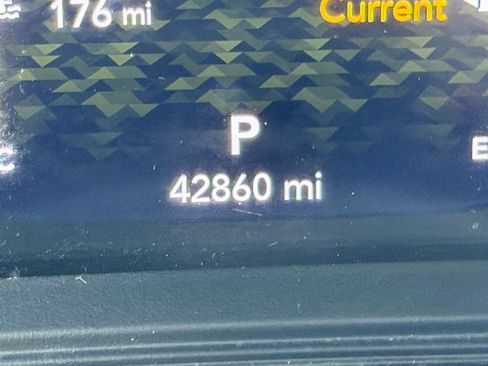 Certified 2024 Jeep Wrangler Sahara image 33