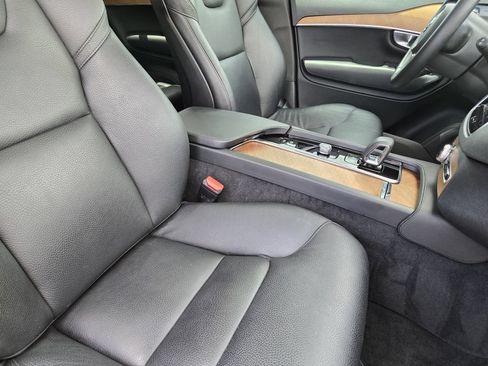 Used 2023 Volvo XC90 T8 Plus w/ Protection Package AWD/4WD image 13