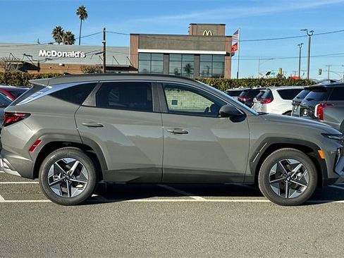 New 2026 Hyundai Tucson SEL image 5