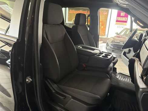 Used 2025 Chevrolet Silverado 1500 LT RWD image 21
