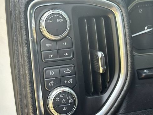 Used 2020 GMC Sierra 2500 Denali w/ Denali Ultimate Package AWD/4WD image 35