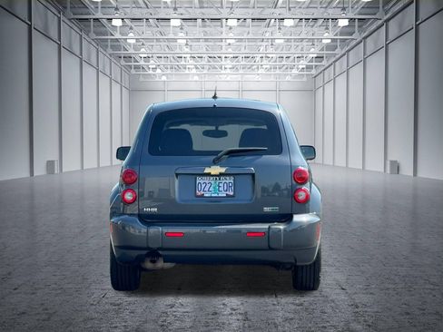 Used 2010 Chevrolet HHR LS FWD image 12