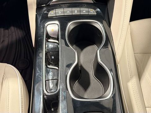 Certified 2023 Buick Envision Avenir AWD/4WD image 16