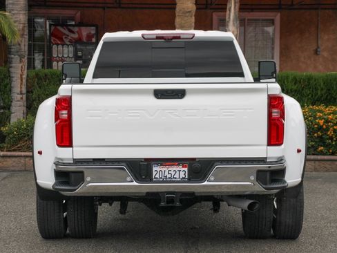 Used 2023 Chevrolet Silverado 3500 LTZ w/ LTZ Convenience Package image 9