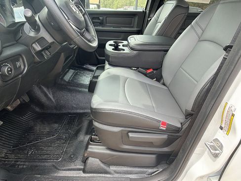 New 2026 RAM 3500 Tradesman w/ Chrome Appearance Group A AWD/4WD image 16