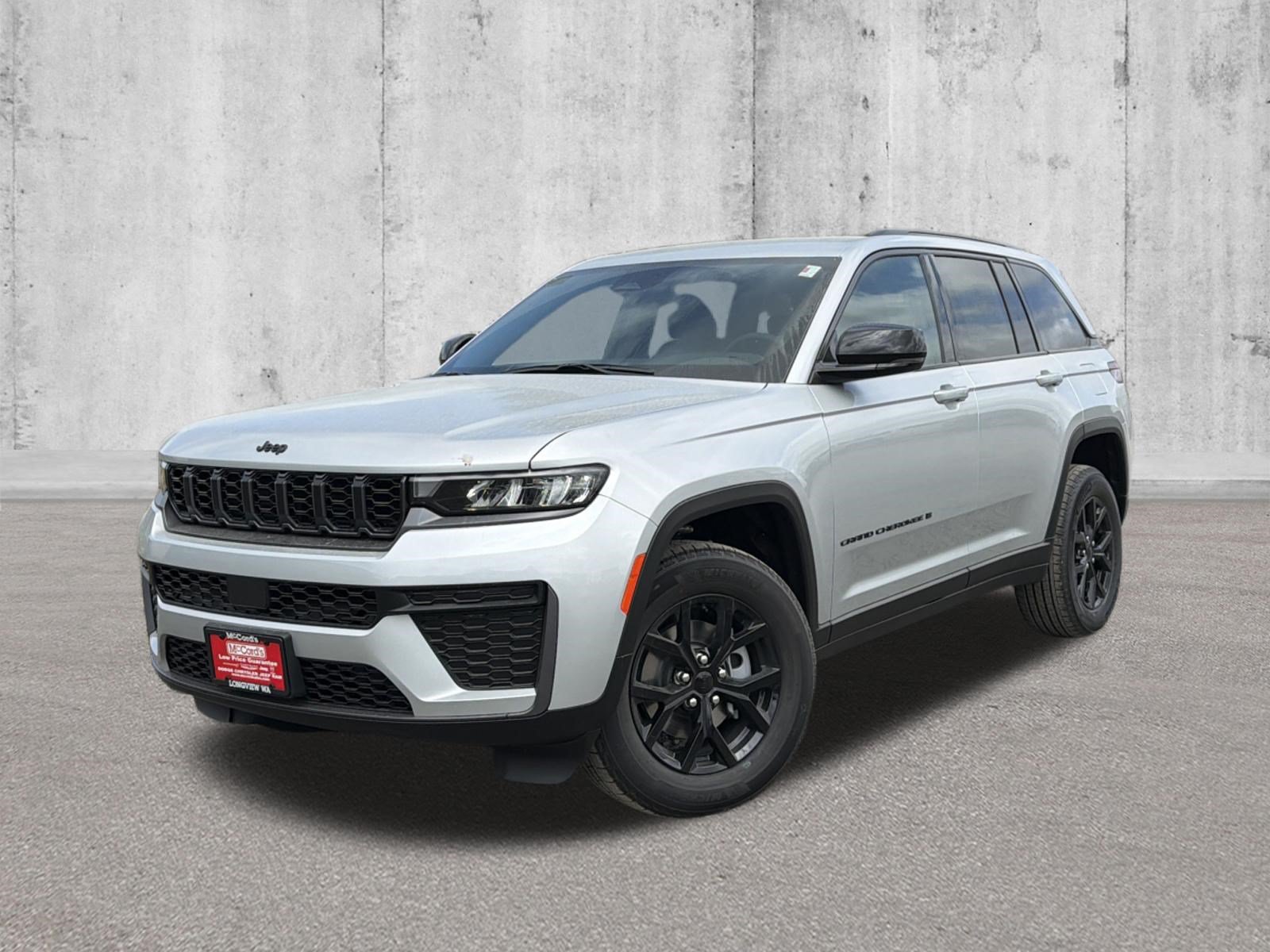 New 2026 Jeep Grand Cherokee Altitude AWD/4WD image 1