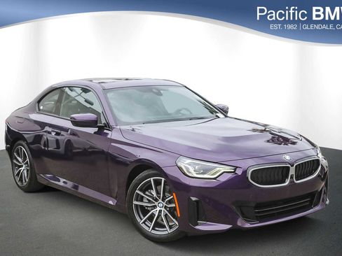 Used 2025 BMW 230i Coupe image 1