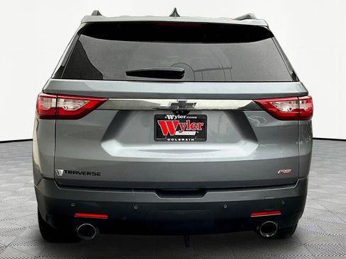 Used 2021 Chevrolet Traverse RS w/ LPO, Floor Liner Package FWD image 5
