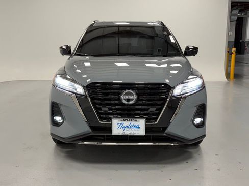 Used 2024 Nissan Kicks SR w/ SR Premium Package image 6