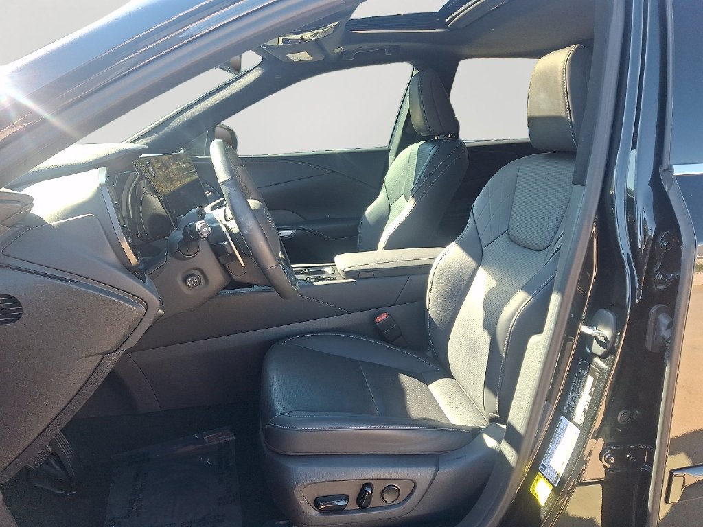 Used 2023 Lexus RX 350 Premium Plus w/ Cold Area Package AWD/4WD image 15