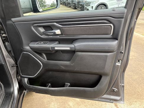 Used 2023 RAM 1500 Laramie AWD/4WD image 18