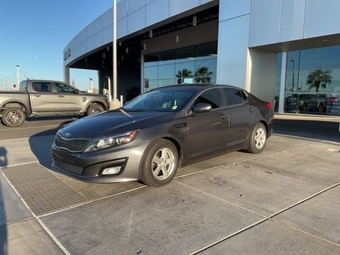 Used 2015 Kia Optima LX image 2