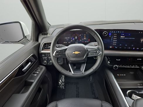 Used 2025 Chevrolet Tahoe LT AWD/4WD image 24