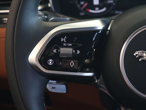 New 2026 Jaguar F-PACE SVR AWD/4WD image 14