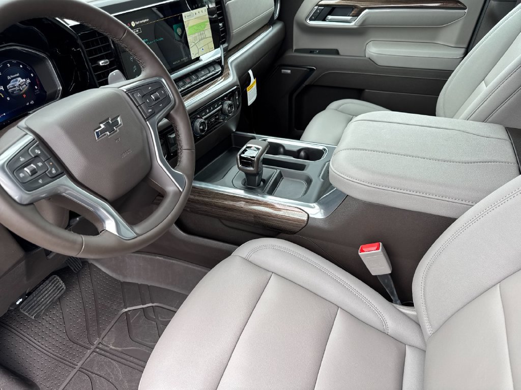 New 2026 Chevrolet Silverado 1500 RST w/ Safety Package AWD/4WD image 9