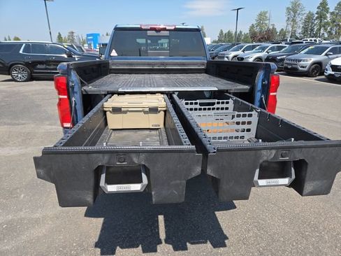 Used 2025 Chevrolet Silverado 2500 High Country w/ High Country Premium Package AWD/4WD image 37