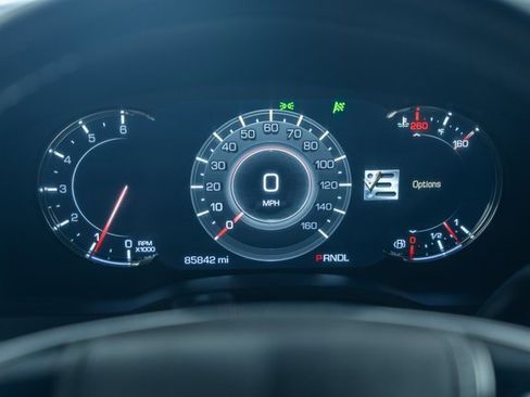 Used 2018 Cadillac Escalade ESV Platinum image 48