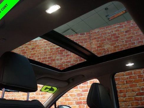 Certified 2025 Nissan Murano SL w/ Cargo Package image 32