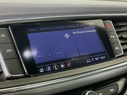 Used 2023 Buick Enclave Essence w/ Experience Buick Package image 17