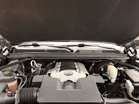 Used 2019 Cadillac Escalade Luxury AWD/4WD image 46