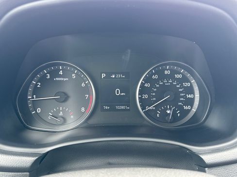 Used 2018 Hyundai Elantra GT FWD image 18
