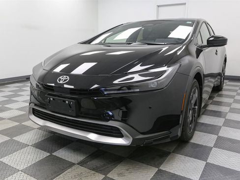 New 2026 Toyota Prius Plug-In Hybrid image 4