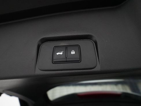 Certified 2023 Nissan Rogue SL w/ SL Premium Package image 15