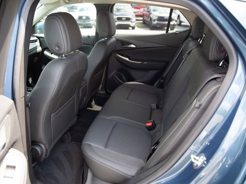 Used 2024 Buick Encore GX Preferred AWD/4WD image 22