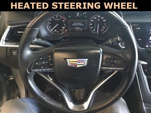 Used 2025 Cadillac XT6 Premium Luxury image 18