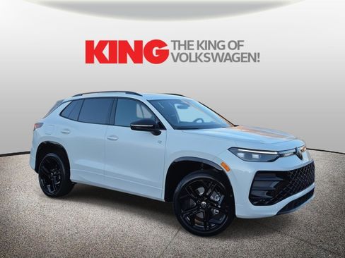 New 2026 Volkswagen Tiguan SE R-Line image 1