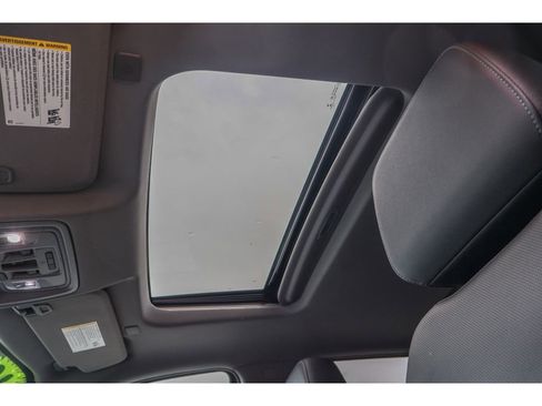 Used 2019 Chevrolet Silverado 1500 LTZ w/ LTZ Premium Package image 21