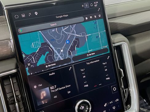 Certified 2025 GMC Yukon XL Elevation AWD/4WD image 14