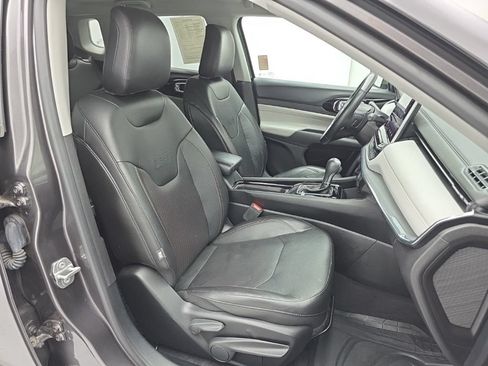 Used 2022 Jeep Compass Limited w/ Sun and Sound Group AWD/4WD image 46