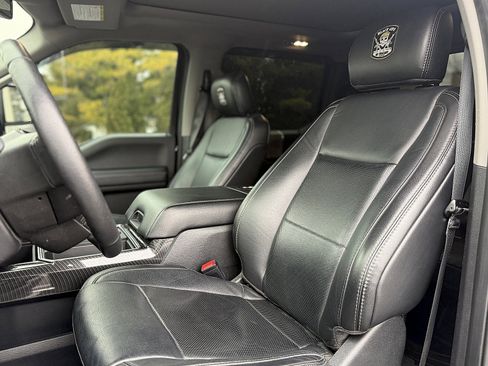 Used 2019 Ford F250 Lariat w/ Lariat Ultimate Package image 11