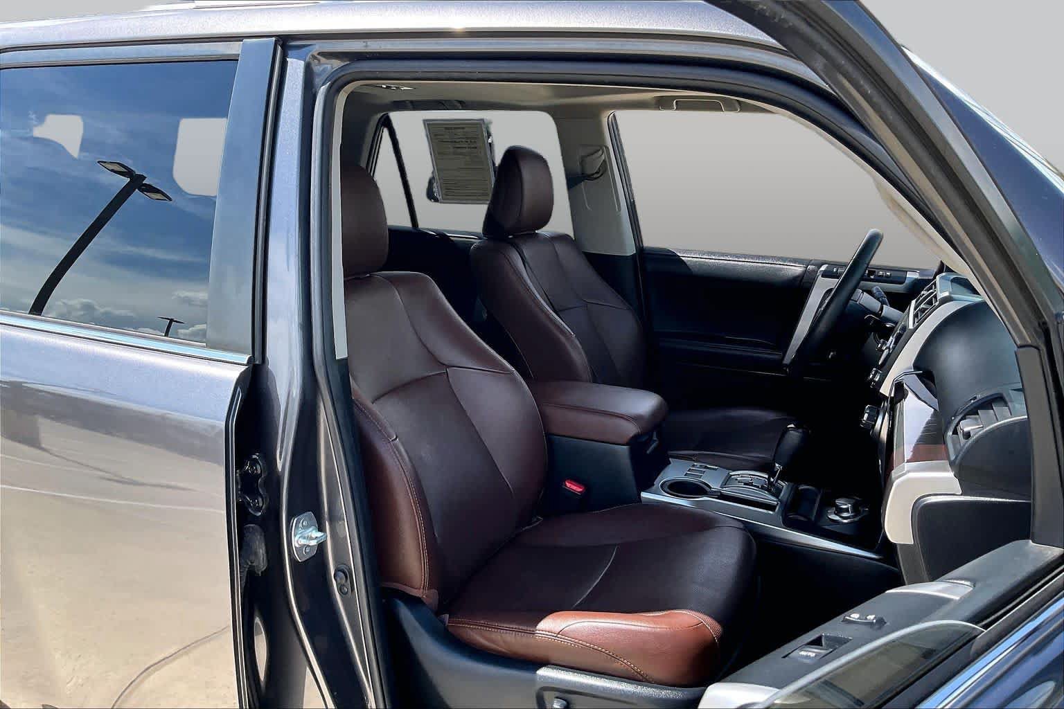 Used 2021 Toyota 4Runner Limited AWD/4WD image 16
