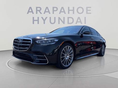 Used 2022 Mercedes-Benz S 580 4MATIC Sedan image 1