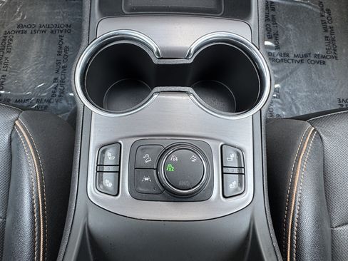Used 2023 GMC Terrain AT4 w/ LPO, Floor Liner Package AWD/4WD image 25