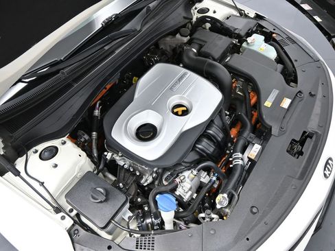 Used 2018 Kia Optima EX image 37