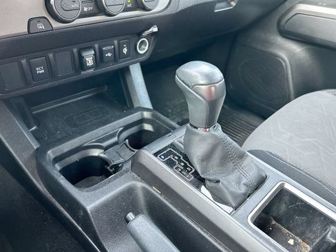Used 2022 Toyota Tacoma TRD Sport RWD image 27