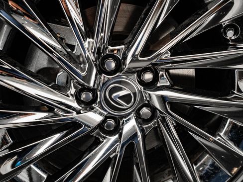 New 2025 Lexus ES 350 Ultra Luxury image 8