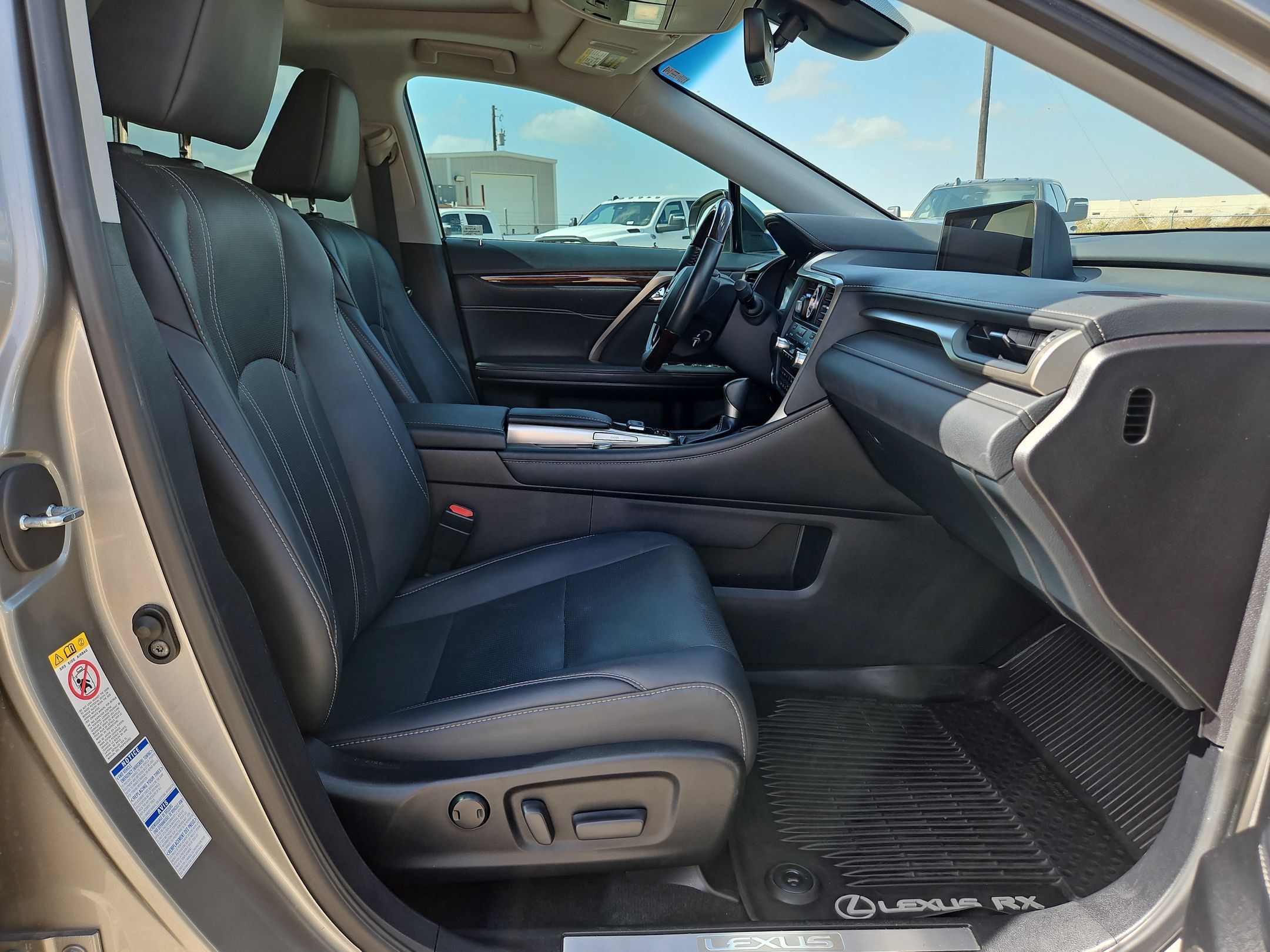Used 2018 Lexus RX 350 AWD w/ Premium Package image 27