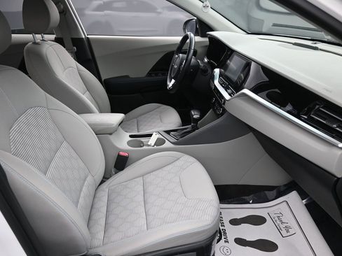 Used 2022 Kia Niro LXS image 33