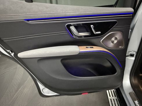 Certified 2023 Mercedes-Benz EQS 450+ SUV image 39
