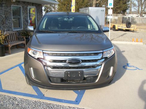 Used 2013 Ford Edge SEL image 16