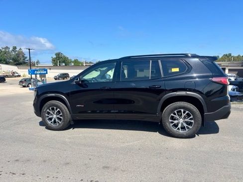Used 2025 GMC Acadia AT4 w/ Luxury Package AWD/4WD image 8