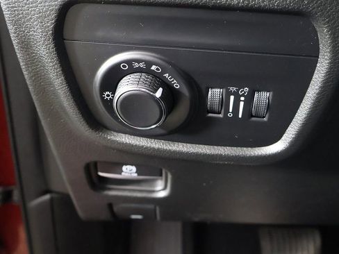 Used 2023 Jeep Grand Cherokee L Laredo AWD/4WD image 39
